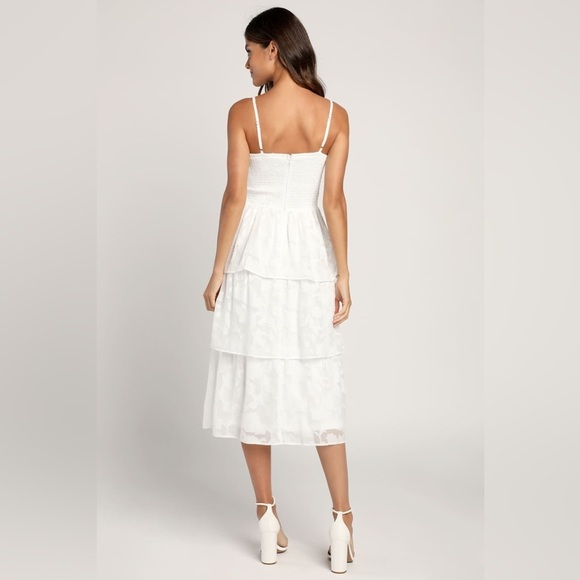 Lulus Grace and Beauty White Burnout Floral Print Tiered Dress Size Medium NWT - Picture 2 of 15